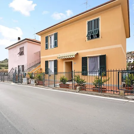 Mariuccia Holiday home